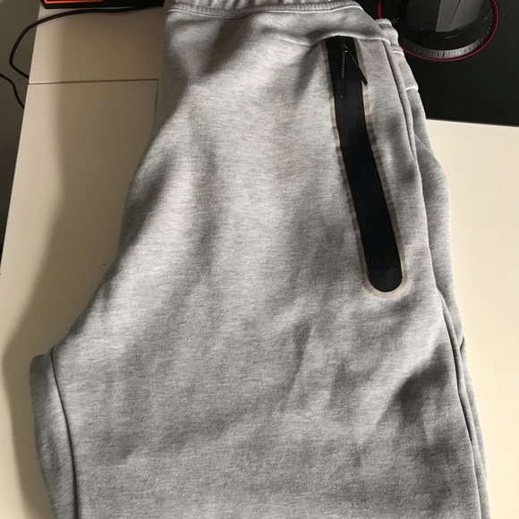 Nike Nike Men's Tech Fleece Slim Fit Jogger Sweatpants Sz XL - Picture 6 of 16